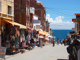 Avenida 6 de agosto v Copacaban